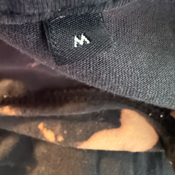 Wrap London Vneck Linen Tank and Acid Wash Tie Dye Junk de Luxe Tee - Picture 5 of 10